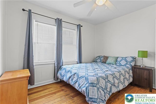 726 Pembroke Road, Bethlehem City, PA 18018