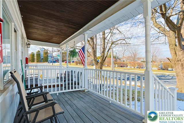 726 Pembroke Road, Bethlehem City, PA 18018