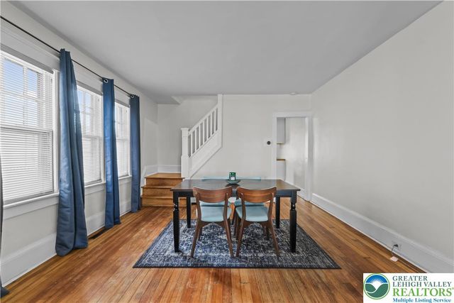 726 Pembroke Road, Bethlehem City, PA 18018