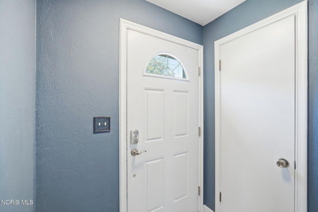 4221 Rugby Drive, Toledo, OH 43614