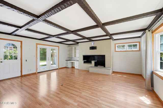 4221 Rugby Drive, Toledo, OH 43614
