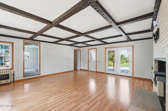 4221 Rugby Drive, Toledo, OH 43614
