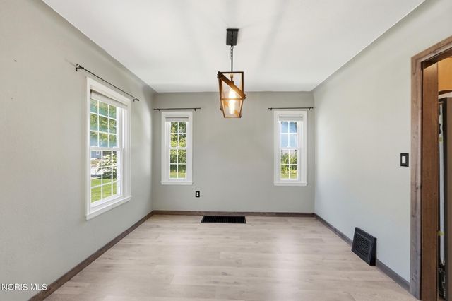 4221 Rugby Drive, Toledo, OH 43614