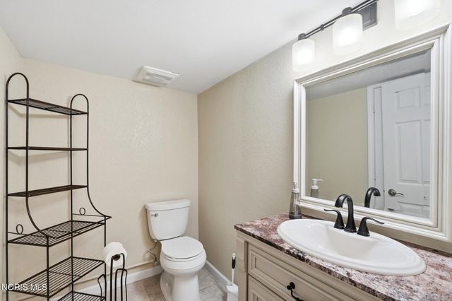 4221 Rugby Drive, Toledo, OH 43614