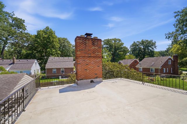 4221 Rugby Drive, Toledo, OH 43614