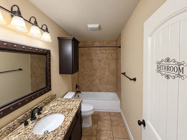 2811 S Lillis Lane, Denison, TX 75020
