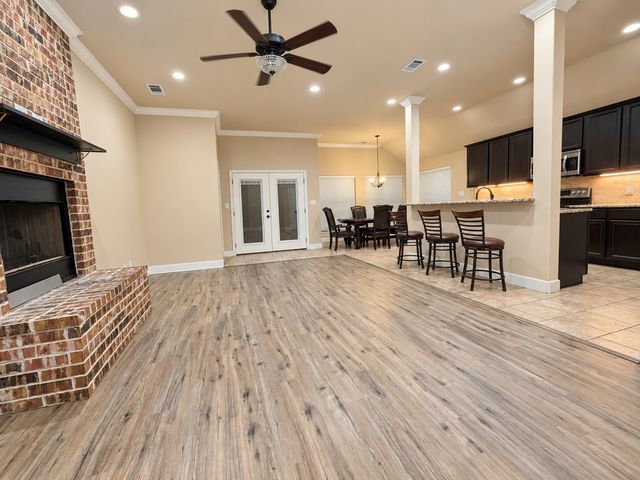 2811 S Lillis Lane, Denison, TX 75020