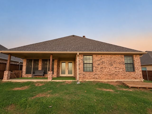 2811 S Lillis Lane, Denison, TX 75020