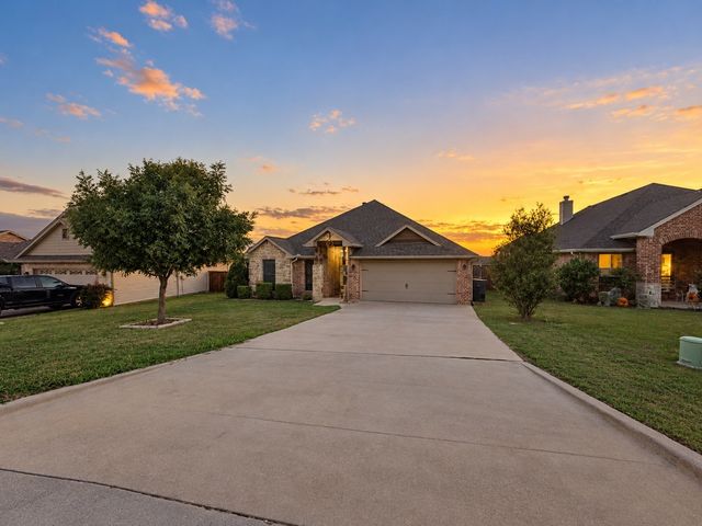 2811 S Lillis Lane, Denison, TX 75020