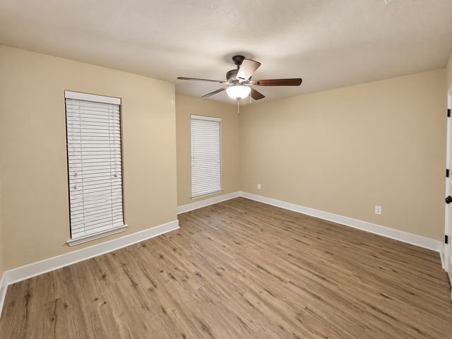 2811 S Lillis Lane, Denison, TX 75020