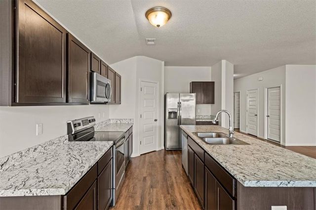 21814 Franklin Street, Spring Hill, KS 66083