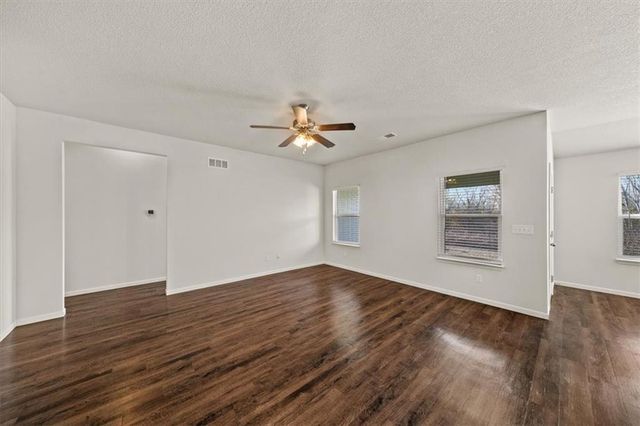 21814 Franklin Street, Spring Hill, KS 66083