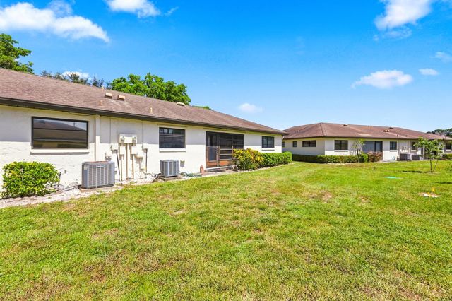 4863 Dovewood Terrace, Boynton Beach, FL 33436