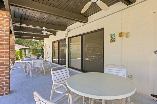 4863 Dovewood Terrace, Boynton Beach, FL 33436