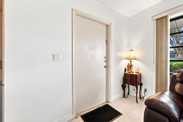 4863 Dovewood Terrace, Boynton Beach, FL 33436