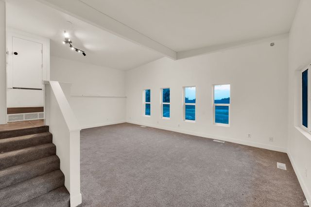 360 E 400 N, Centerville, UT 84014