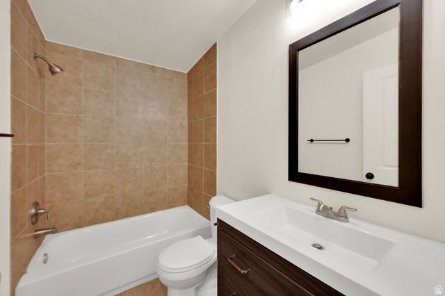 360 E 400 N, Centerville, UT 84014