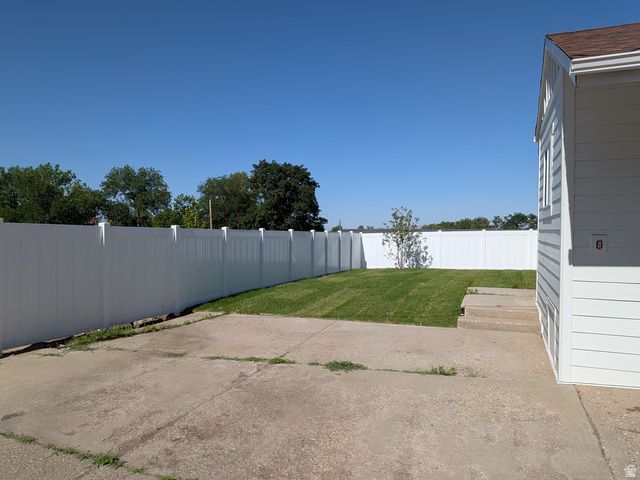 360 E 400 N, Centerville, UT 84014