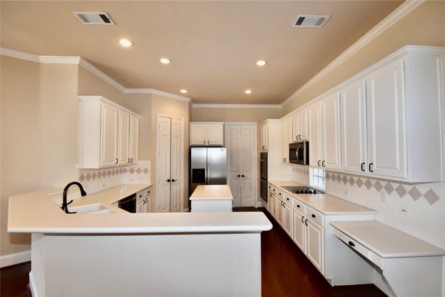 4589 Old Pond Drive, Plano, TX 75024