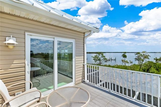 21500 - 21504 Indian Bayou DR, Fort Myers Beach, FL 33931