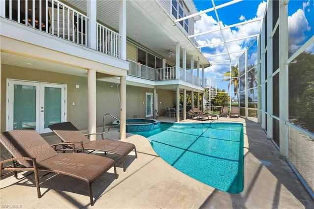 21500 - 21504 Indian Bayou DR, Fort Myers Beach, FL 33931
