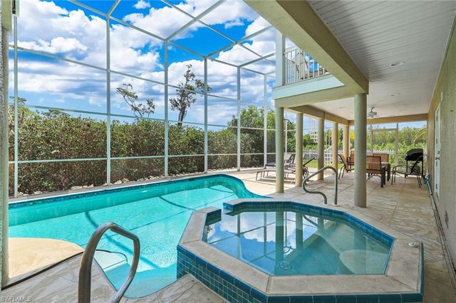 21500 - 21504 Indian Bayou DR, Fort Myers Beach, FL 33931