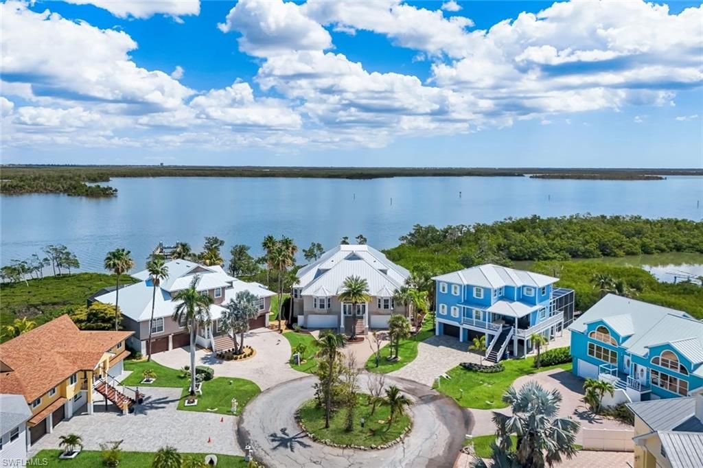 21500 - 21504 Indian Bayou DR, Fort Myers Beach, FL 33931