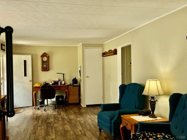 6223 Joppa Mill Rd, Moneta, VA 24121