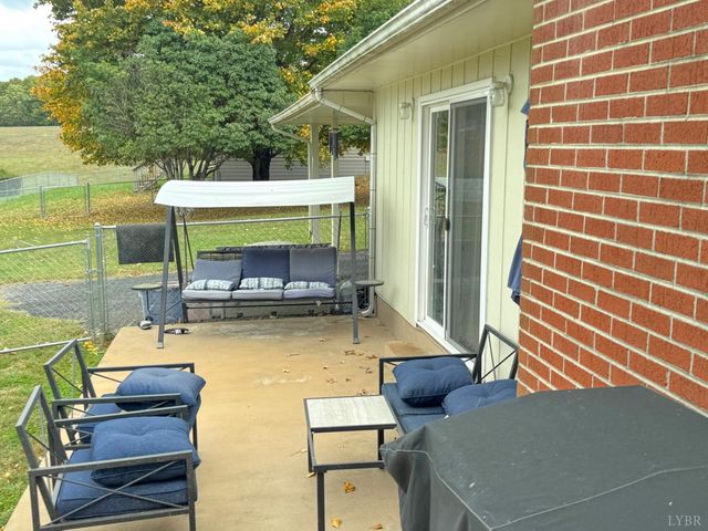 6223 Joppa Mill Rd, Moneta, VA 24121