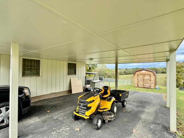 6223 Joppa Mill Rd, Moneta, VA 24121