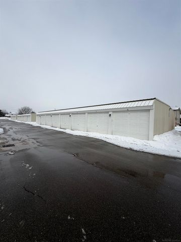 50470 Bay Run Drive, Chesterfield, MI 48047