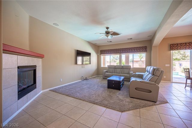 5290 La Terra Avenue, Pahrump, NV 89061