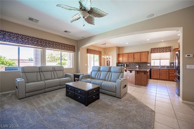 5290 La Terra Avenue, Pahrump, NV 89061