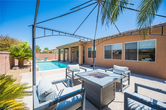 5290 La Terra Avenue, Pahrump, NV 89061