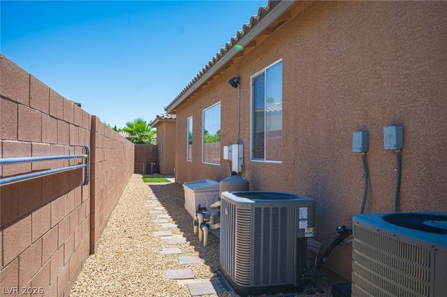 5290 La Terra Avenue, Pahrump, NV 89061