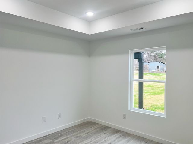 285/287 Scenic Avenue, Campobello, SC 29322