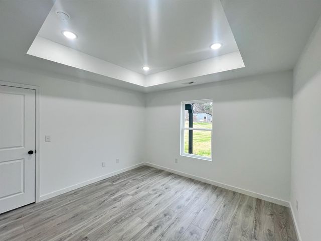 285/287 Scenic Avenue, Campobello, SC 29322