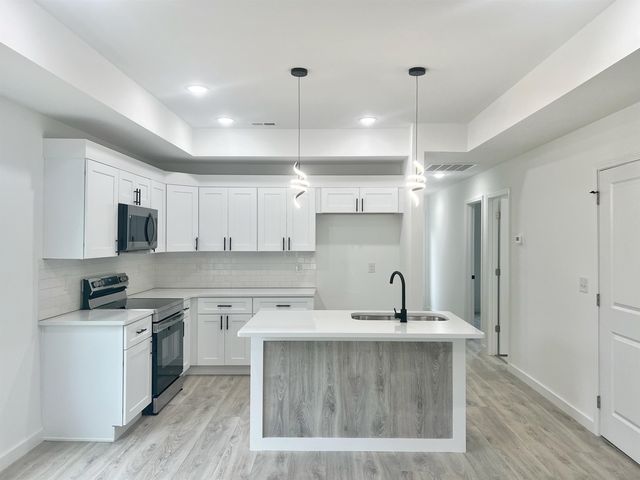 285/287 Scenic Avenue, Campobello, SC 29322