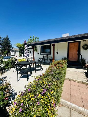 822 N Acacia Ave, Ripon, CA 95366