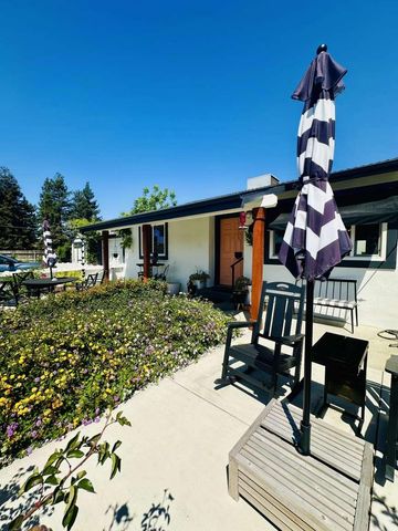 822 N Acacia Ave, Ripon, CA 95366