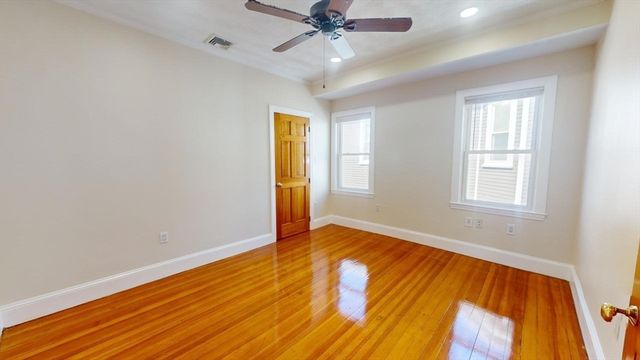 200 Hyde Park Ave 3, Boston, MA 02130
