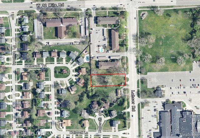 28819 Lahser Road, Southfield, MI 48034