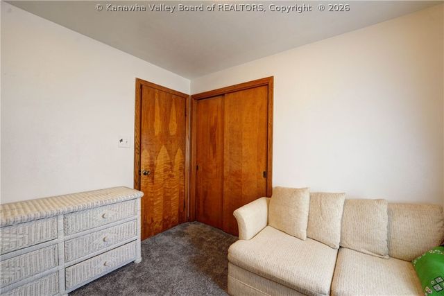 2153 Cleveland Avenue, St Albans, WV 25177