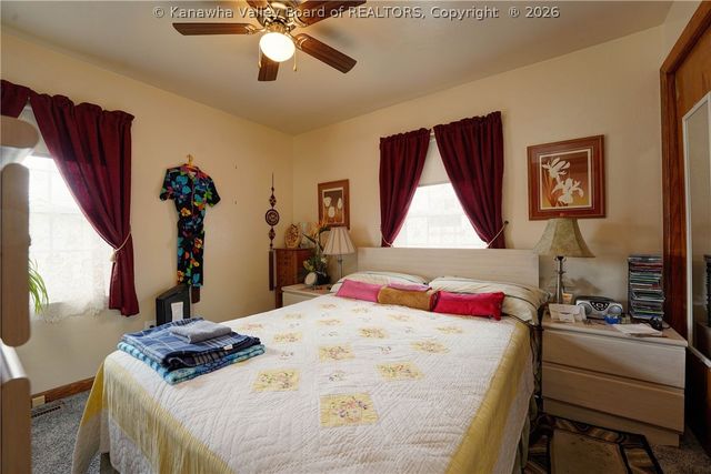 2153 Cleveland Avenue, St Albans, WV 25177