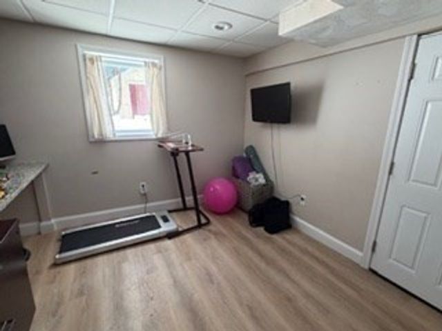 23 Floyd St, Billerica, MA 01821