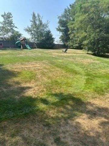 23 Floyd St, Billerica, MA 01821