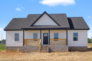304 Irene Court, Lafayette, TN 37083