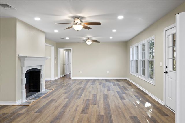 306 Quitman Street, Pittsburg, TX 75686