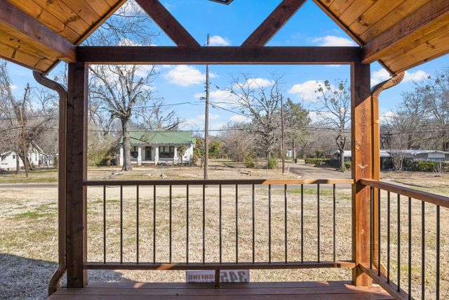 306 Quitman Street, Pittsburg, TX 75686