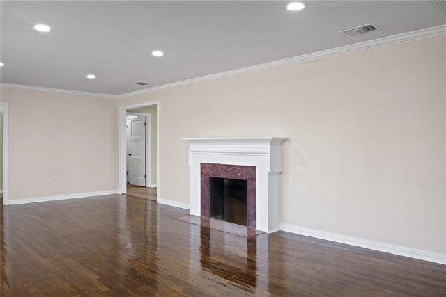 306 Quitman Street, Pittsburg, TX 75686